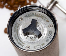โหลดรูปภาพลงในเครื่องมือใช้ดูของ Gallery Comandante Grinder C40 MK4