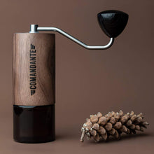 โหลดรูปภาพลงในเครื่องมือใช้ดูของ Gallery Comandante Grinder C40 MK4