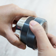 โหลดรูปภาพลงในเครื่องมือใช้ดูของ Gallery Barista Space Wooden Adjustable Distribution Tool