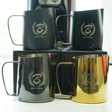 โหลดรูปภาพลงในเครื่องมือใช้ดูของ Gallery Milk Jug Barista Space (Pitcher Latte) ปากเฉียง 450 มล.