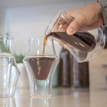 โหลดรูปภาพลงในเครื่องมือใช้ดูของ Gallery Kruve Pique Carafe Glass
